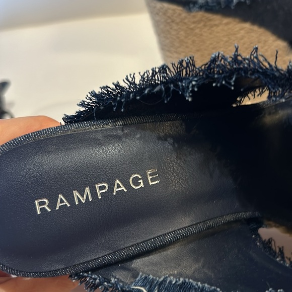 Navy Blue Denham wedges with fringe size 9. Brand is Rampage. White rubber sole - Picture 6 of 13